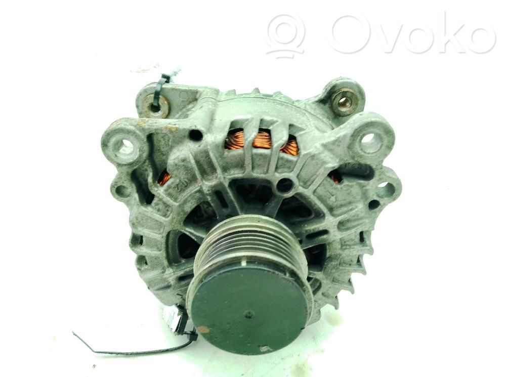 Alternador   03L903024M