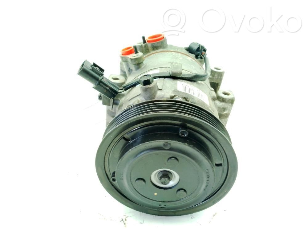 Ilmastointilaitteen kompressorin pumppu (A/C)   97701A6700