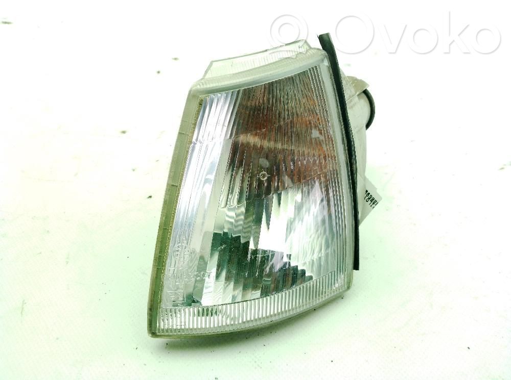Renault Clio I Headlight/headlamp 