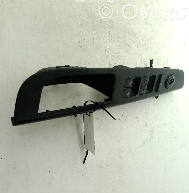 KIA Ceed Electric window control switch 