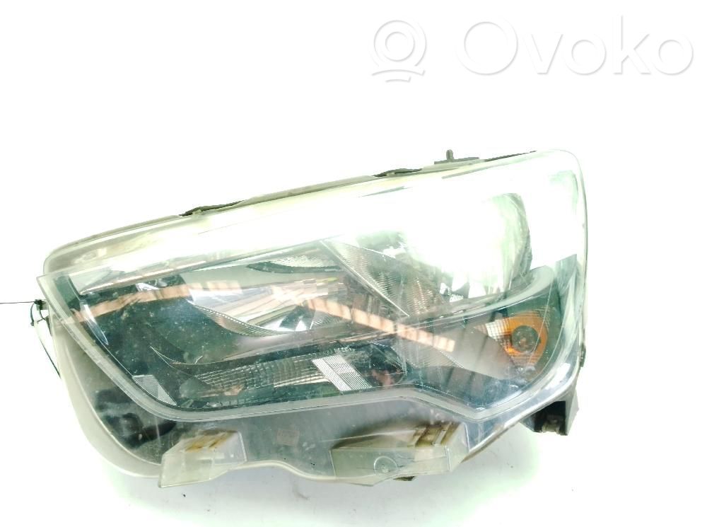 Opel Combo E Headlight/headlamp 