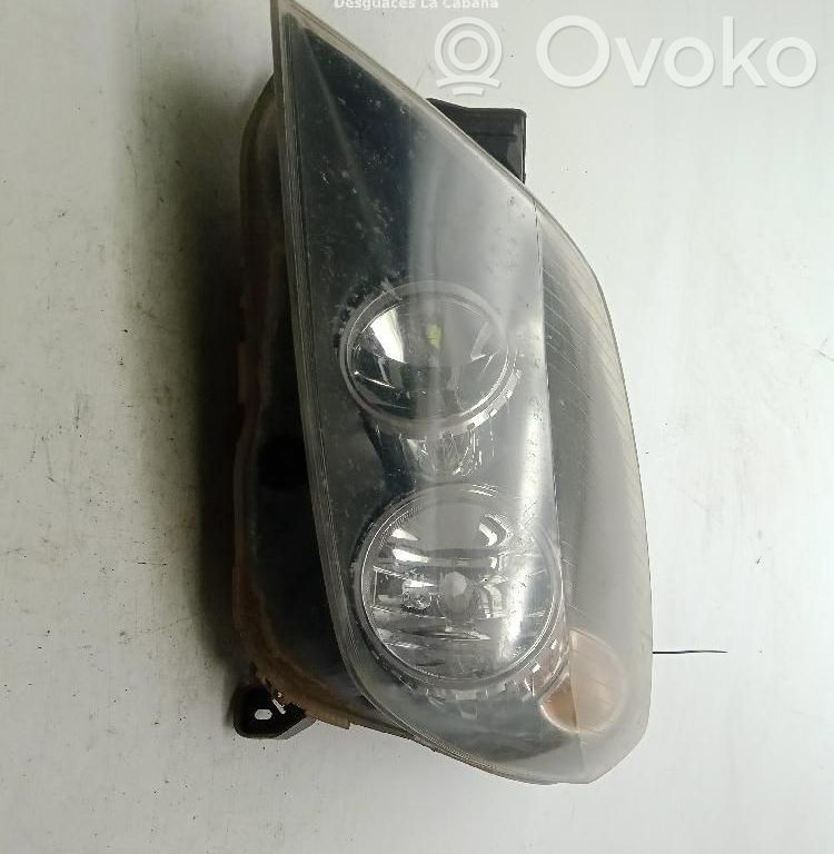Phare frontale   93178636