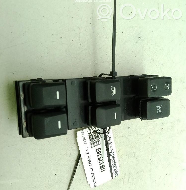 KIA Sportage Sähkötoimisen ikkunan ohjauskytkin 