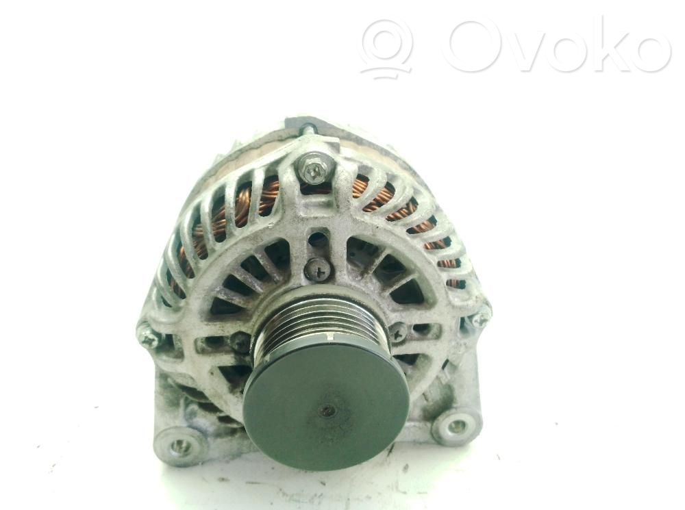 Nissan Juke I F15 Generator/alternator 