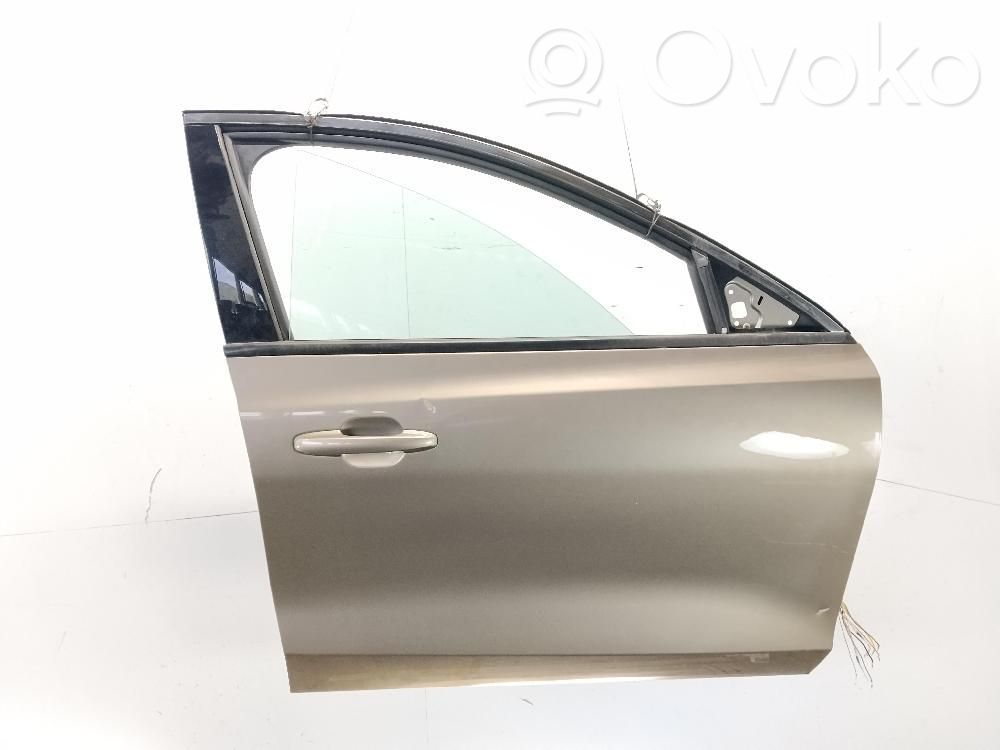 Ford Focus Дверь 