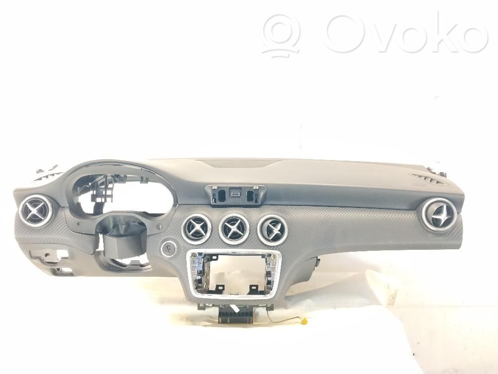 Mercedes-Benz A W176 Set planșă bord cu airbag 