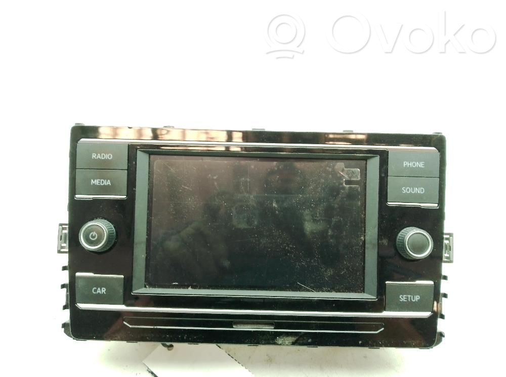 Volkswagen Polo VI Screen/display/small screen