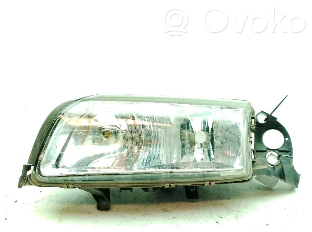 Volvo S80 Lampa przednia 