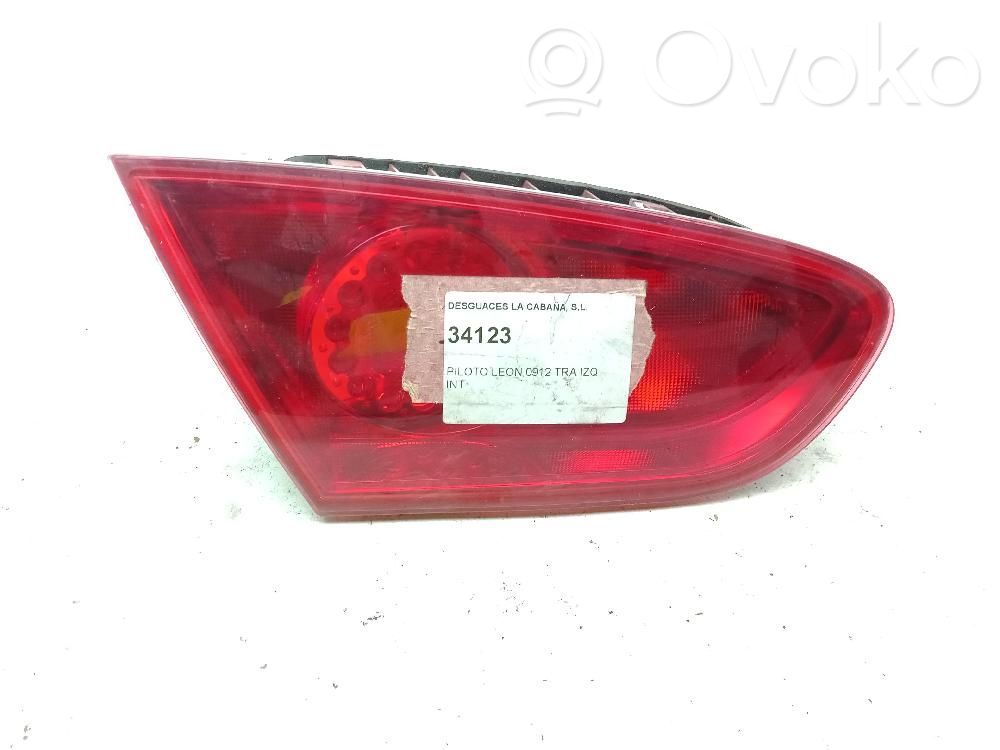 Seat Leon (1P) Luci posteriori del portellone del bagagliaio