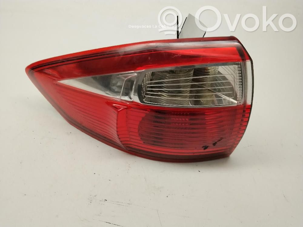 Ford C-MAX II Rear/tail lights 
