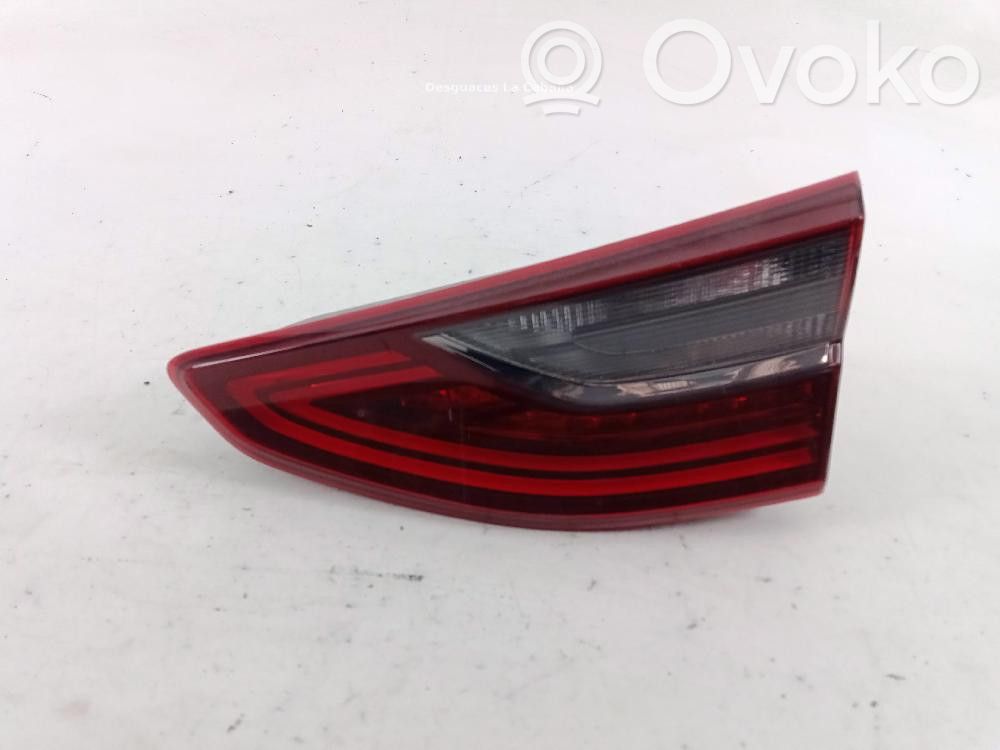 KIA Ceed Lampă spate în capacul portbagajului 