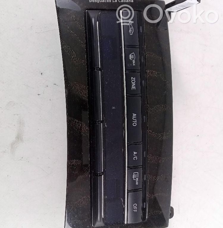 Mercedes-Benz E W212 Climate control unit 