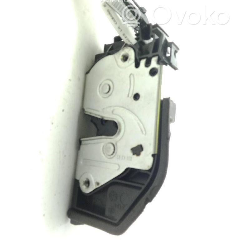 BMW 3 E90 E91 Front door lock 