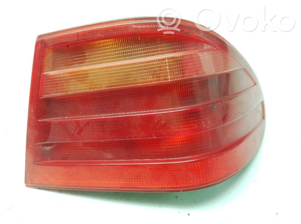 Mercedes-Benz E W210 Luci posteriori