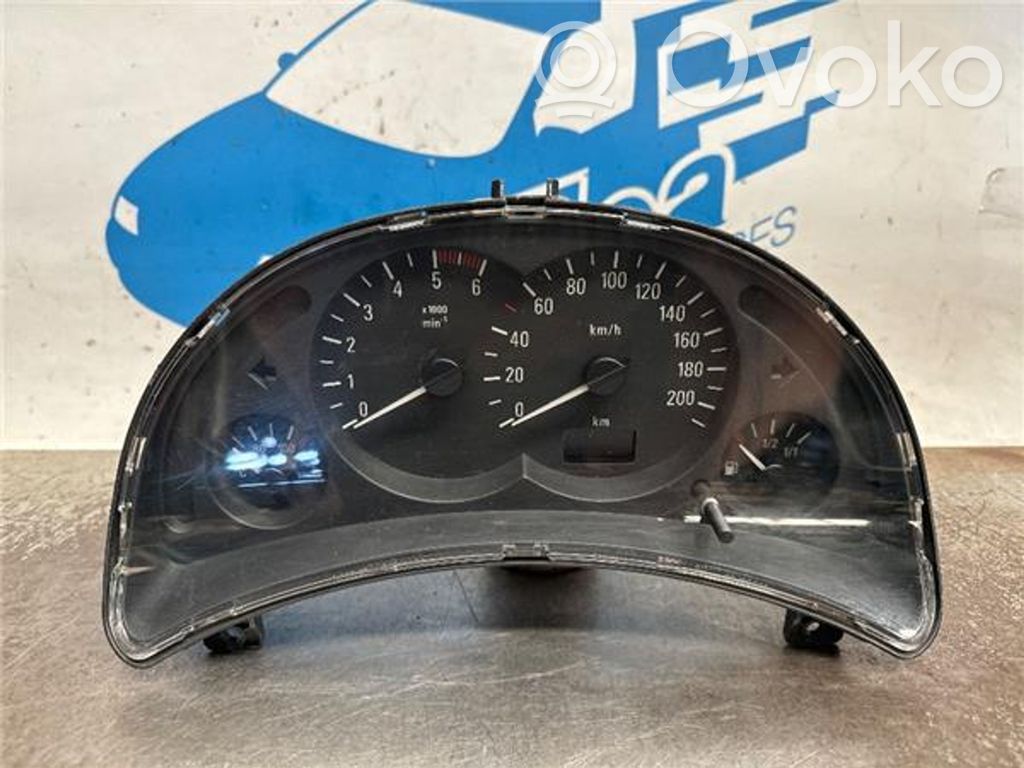 Opel Corsa C Speedometer (instrument cluster) 