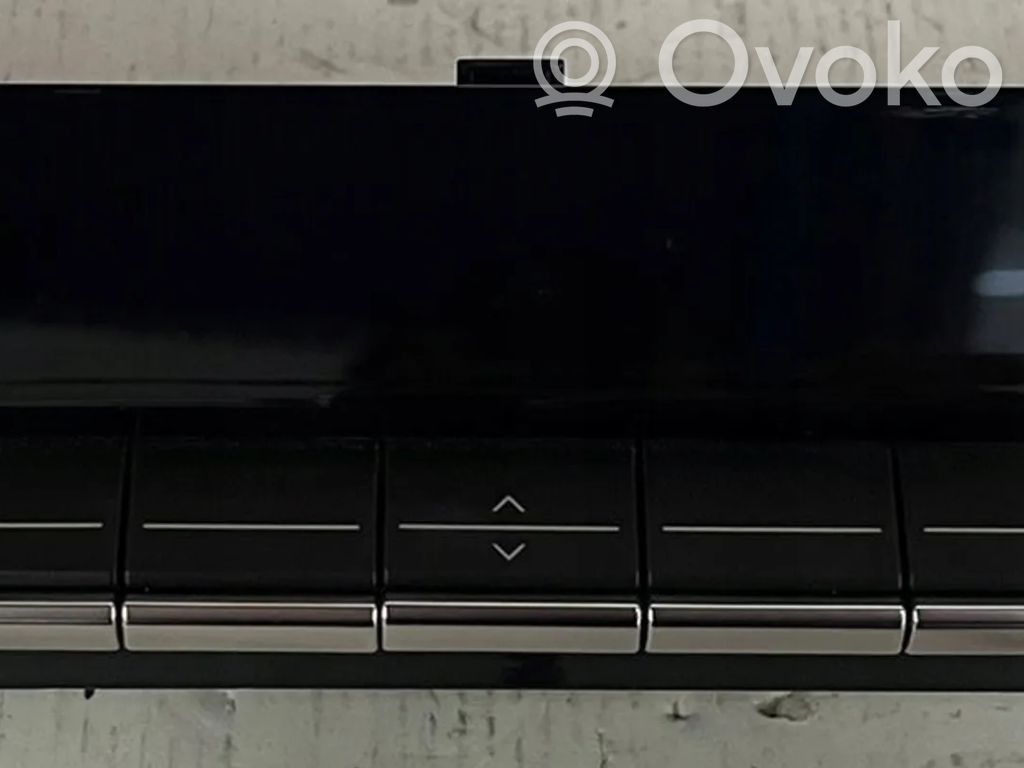 Audi E-tron GT Climate control unit 