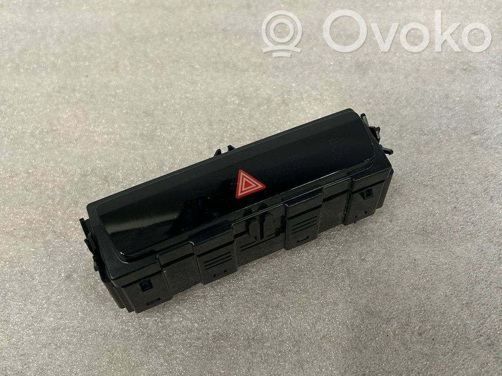 Hazard light switch   85E925301AJ