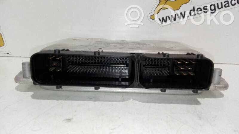 Volkswagen PASSAT B5.5 Sterownik / Moduł ECU 