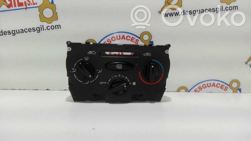 Peugeot 206 Climate control unit 