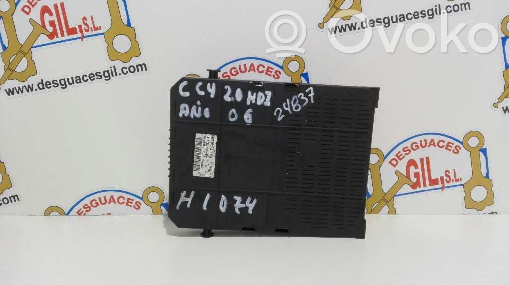 Citroen C4 I Fuse module 
