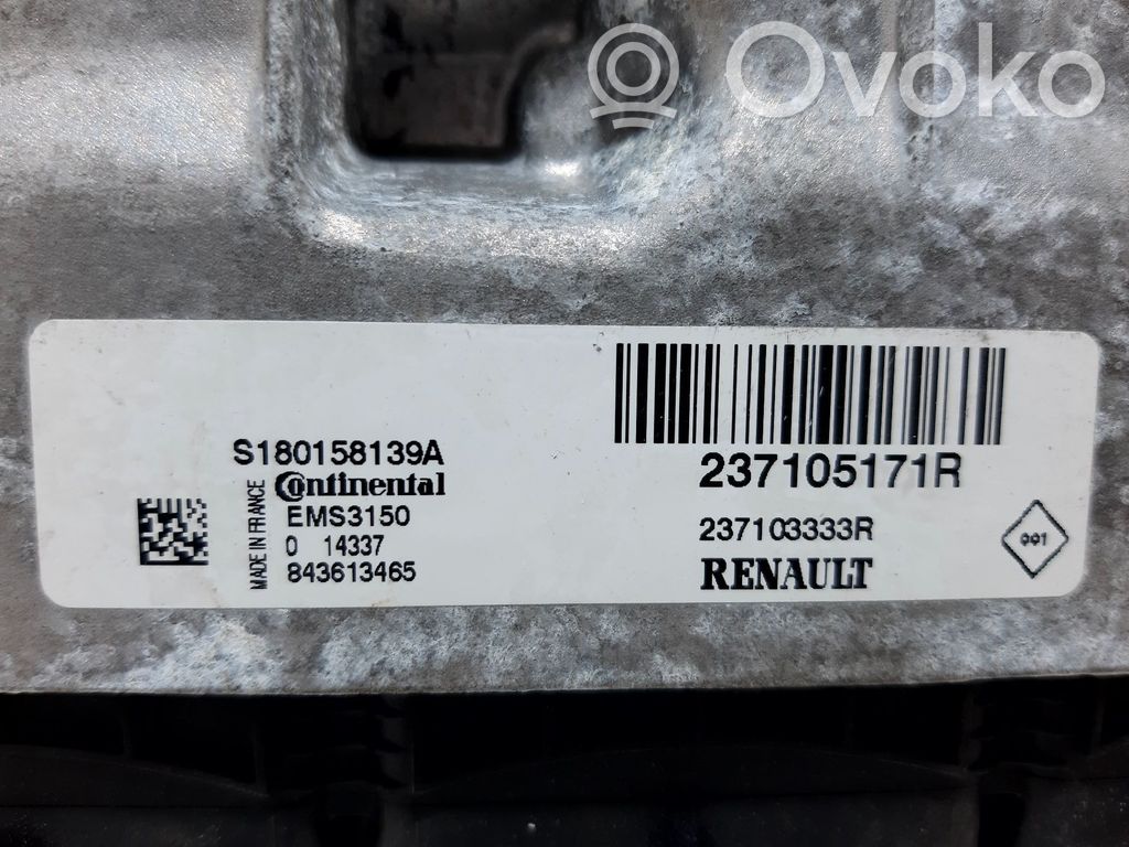 Unidad de control/módulo del motor   237105171R,141372
