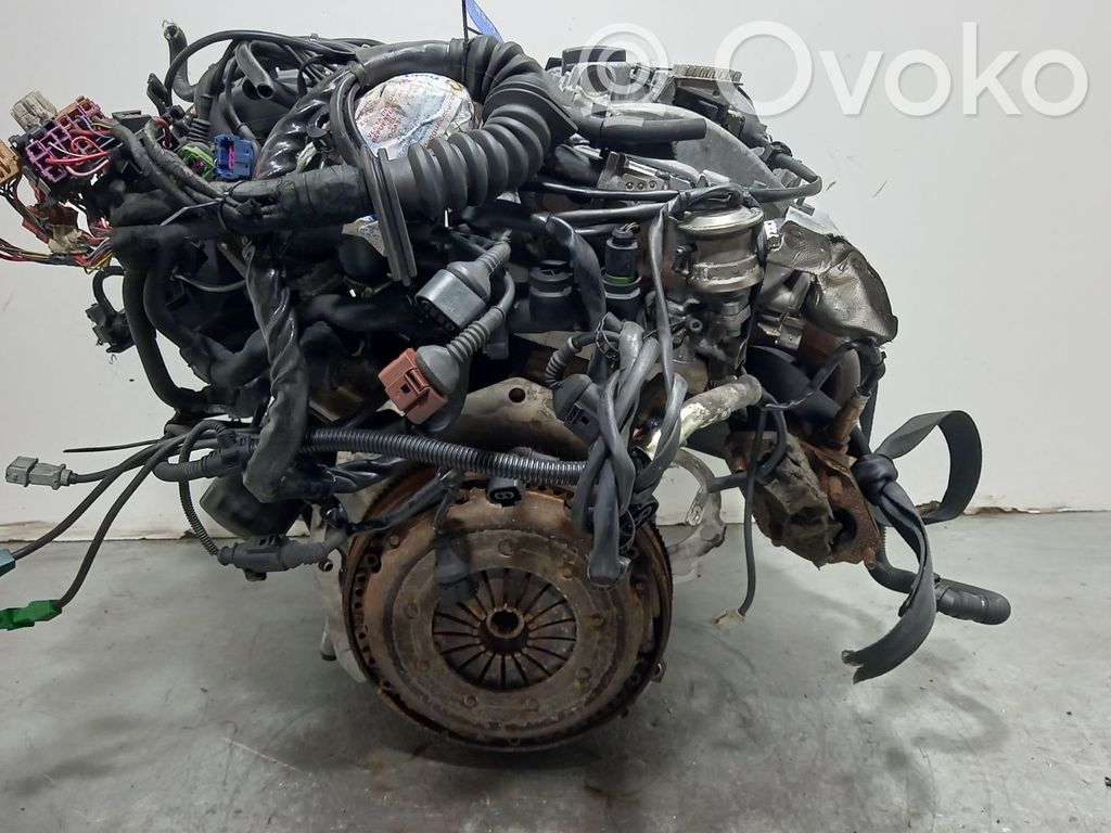 Двигатель   AVV,140351