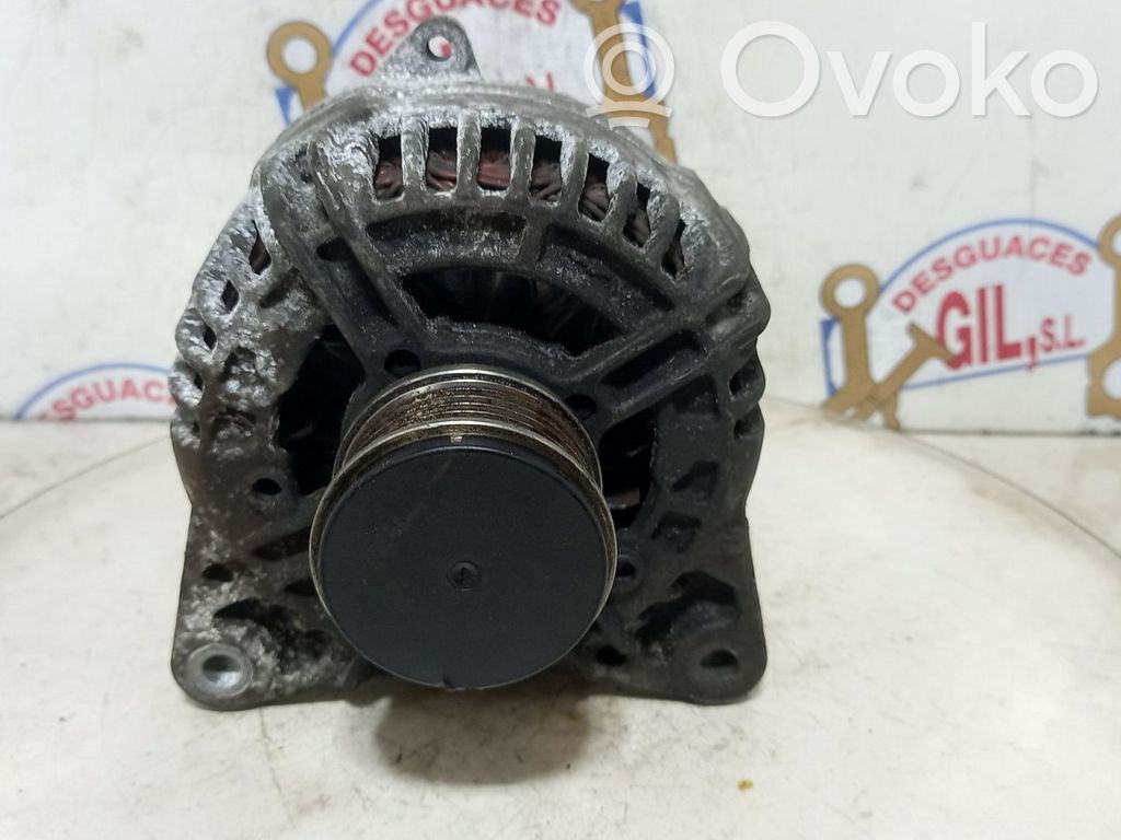 Renault Kangoo II Generatore/alternatore 
