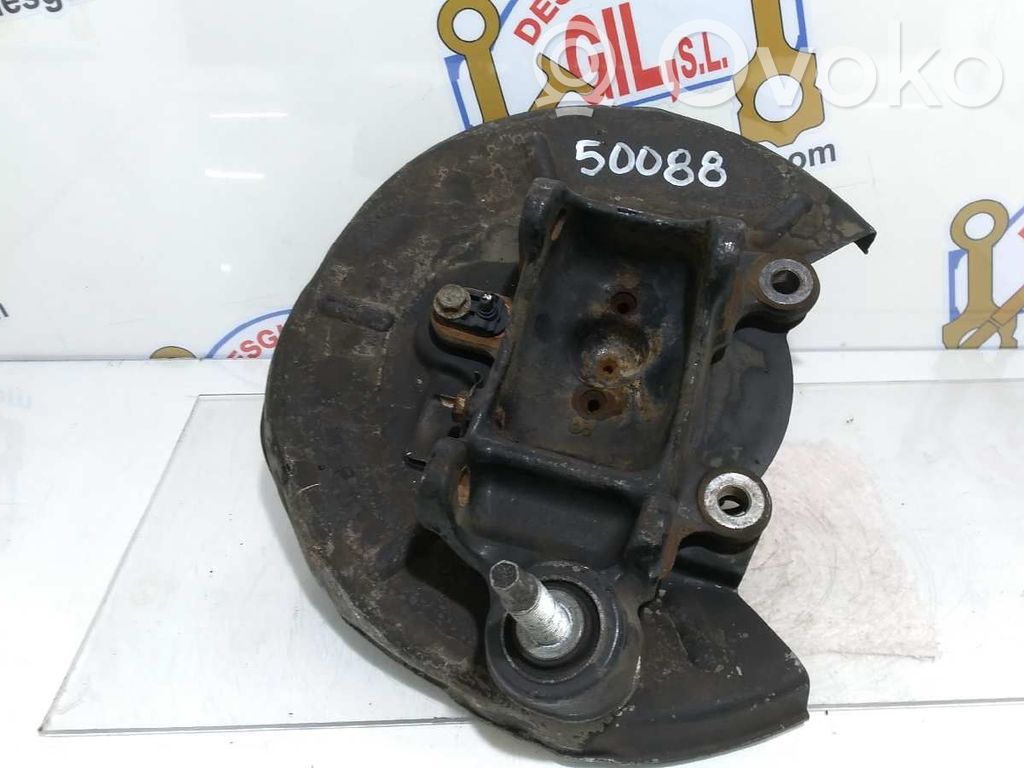 Alfa Romeo 147 Zwrotnica koła tylnego 