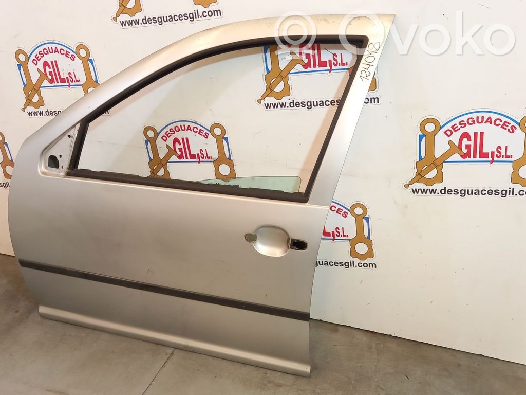 Volkswagen Bora Ușă față 