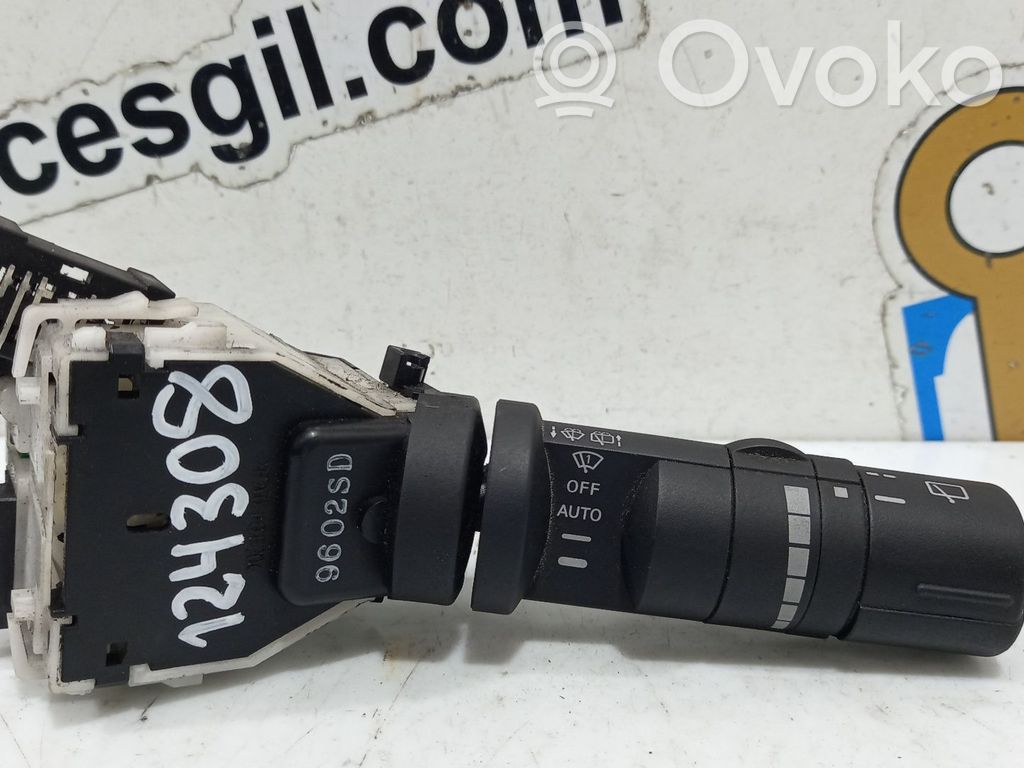 Nissan Qashqai Palanca de control del limpiaparabrisas 