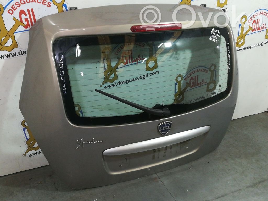 Tailgate/trunk/boot lid   140414