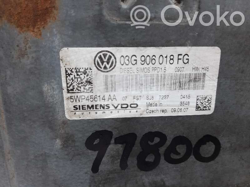 Volkswagen PASSAT B6 Unidad de control/módulo del motor 