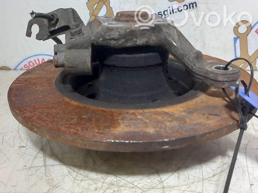 Front wheel hub   142650