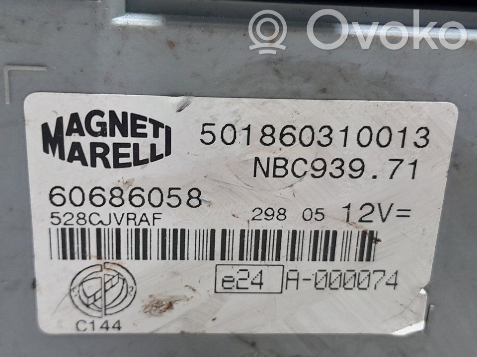 Módulo de fusible   60686058,151281