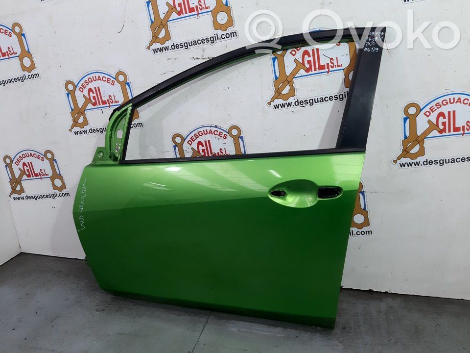 Mazda 2 Priekinės durys 