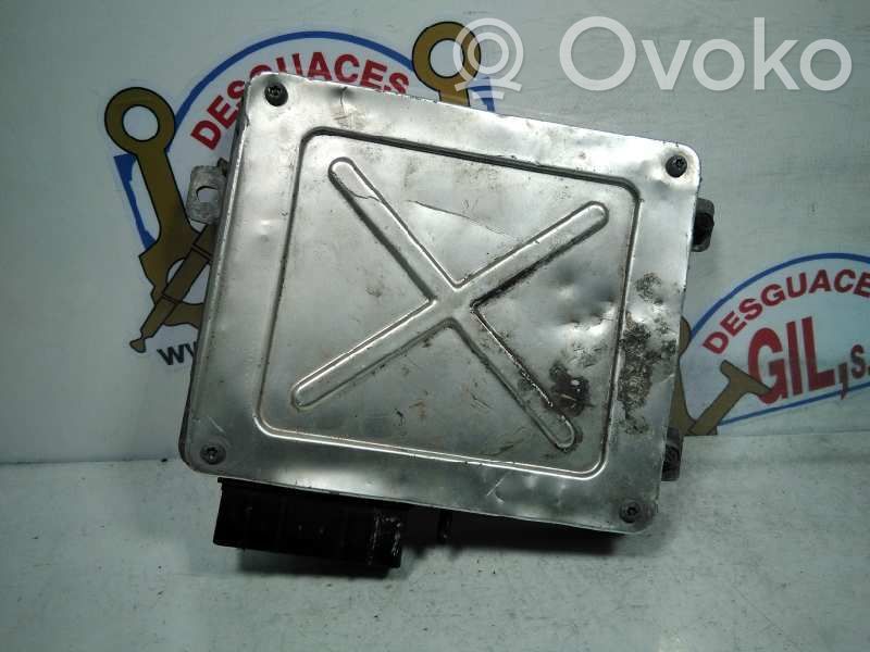 Unidad de control/módulo del motor   MKC103510,43576