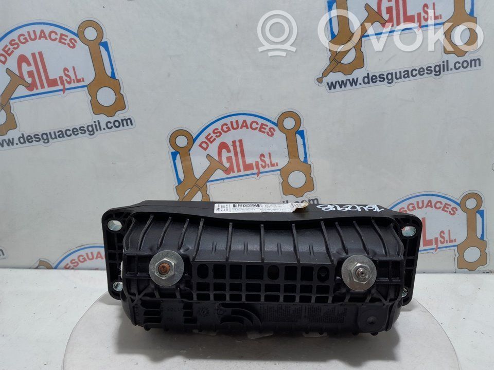 Alfa Romeo Giulietta Passenger airbag 