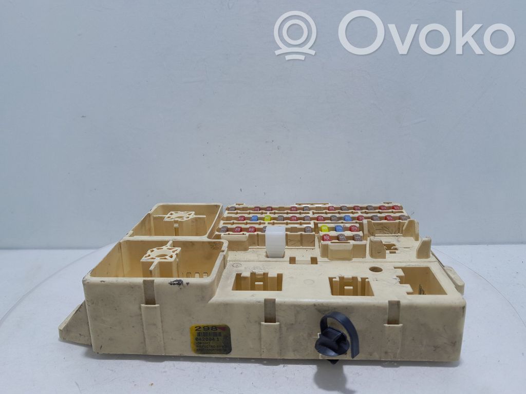 Módulo de fusible   4R8T14A067AB,172108