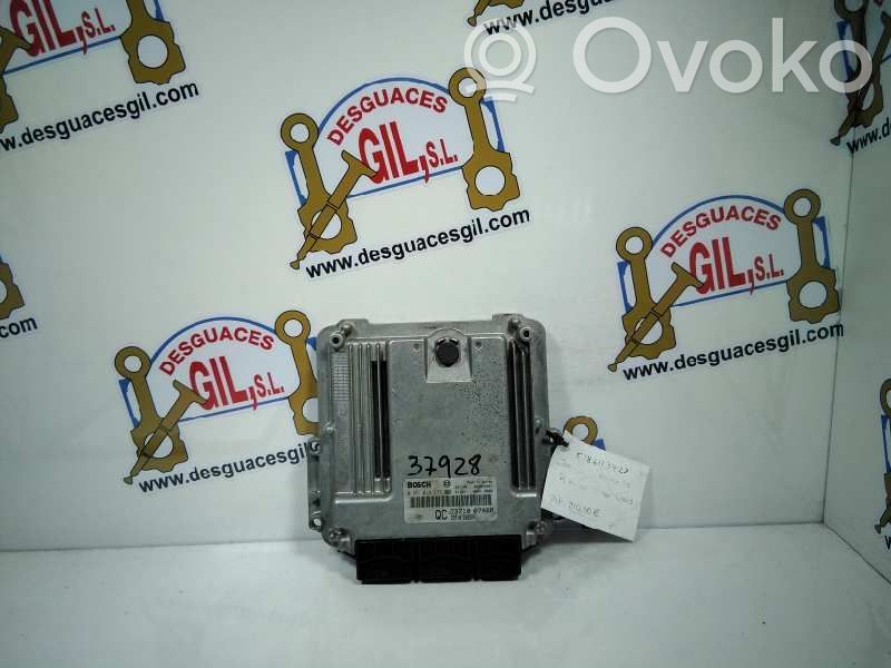 Engine control unit/module   237100746R,37928