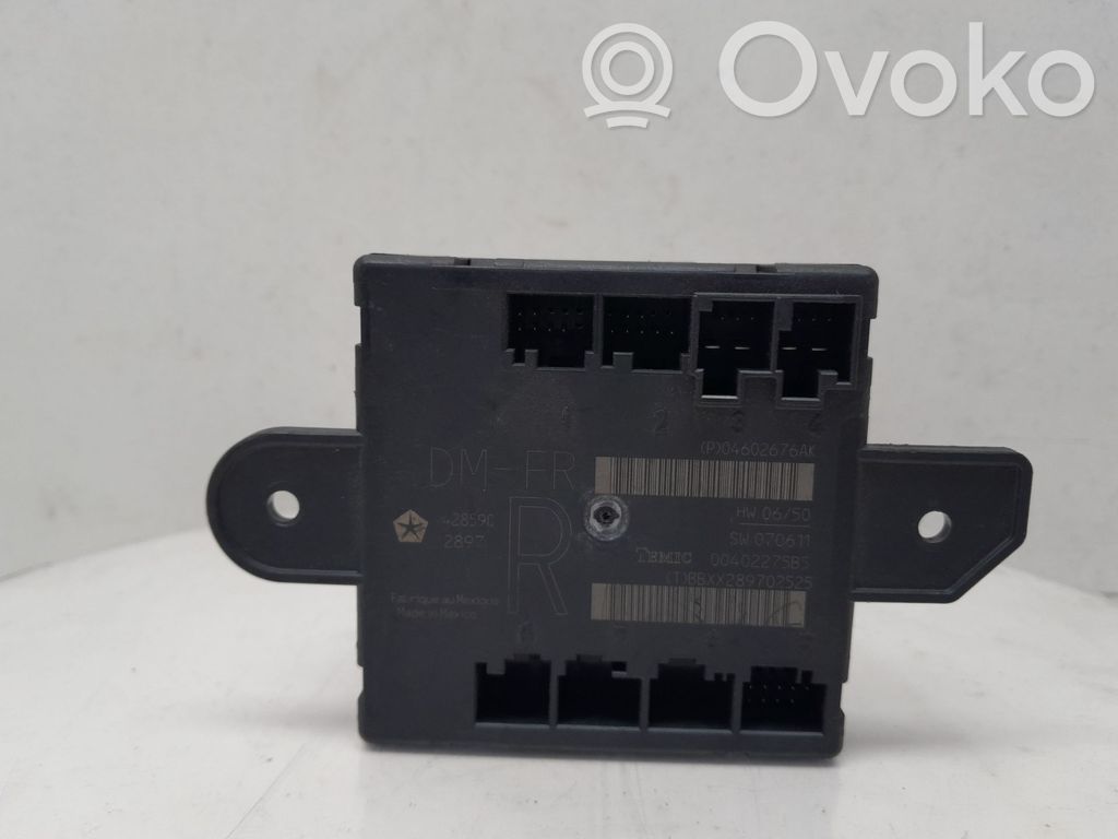 Unidad de control/módulo del bloqueo de puertas   04602676AK,179792