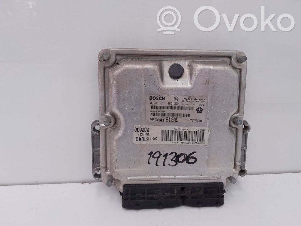 Jeep Cherokee III KJ Engine control unit/module 