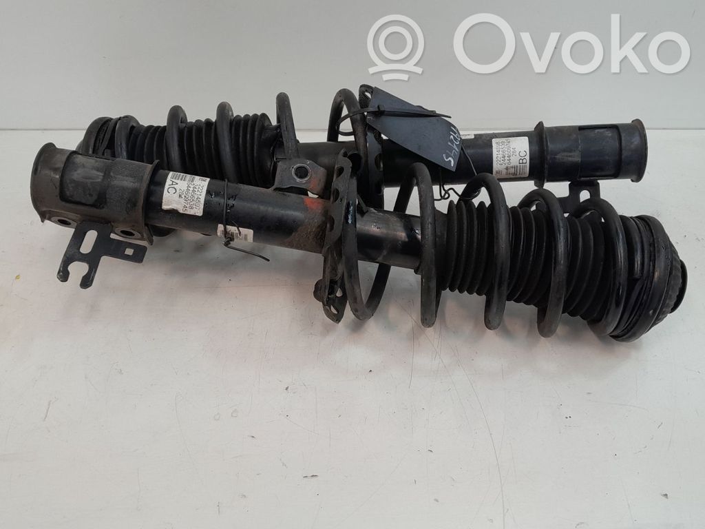 Opel Astra H Etuiskunvaimennin 
