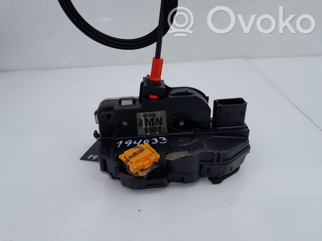 Opel Mokka Rear door lock 