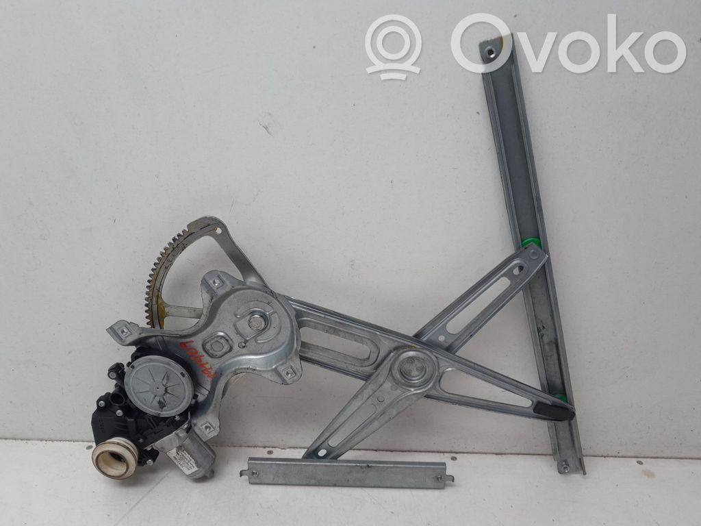 Toyota Yaris Macara ușă față cu motor 