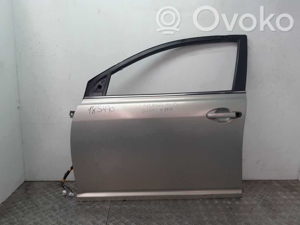 Toyota Avensis T250 Durvis 