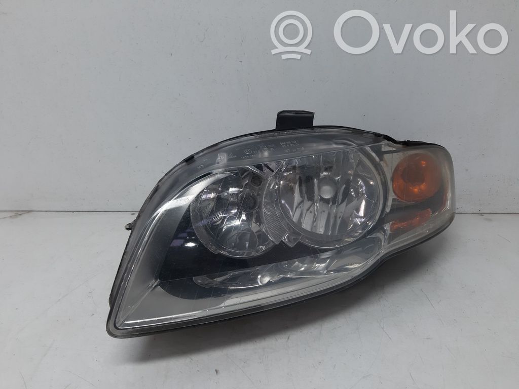 Audi A4 S4 B7 8E 8H Lampa przednia 