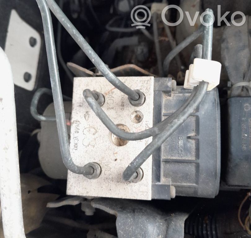 Nissan Patrol Y61 ABS-pumppu 