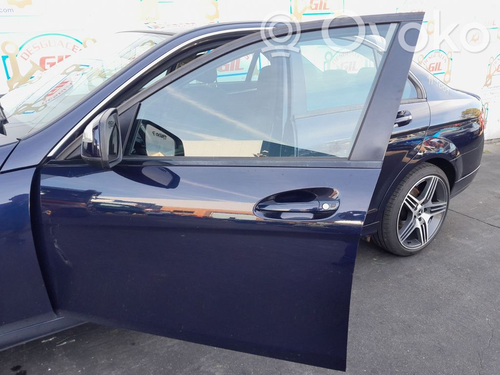 Mercedes-Benz C W204 Drzwi przednie 
