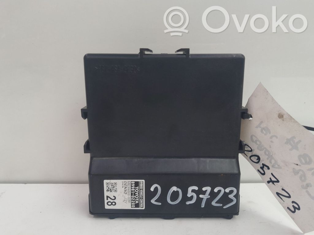 Toyota Corolla E210 E21 Inne komputery / moduły / sterowniki 