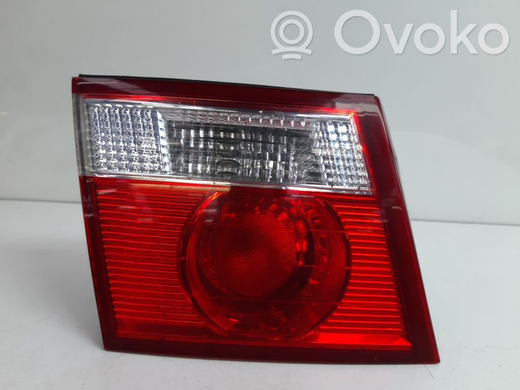 KIA Carens I Lampa tylna 